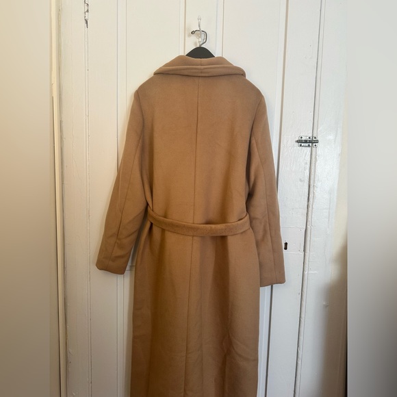 Reformation Downing Coat in Camel - Picture 5 of 8
